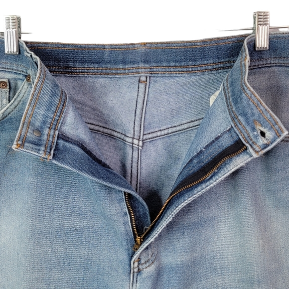 Levi's for Men With a Skoosh More Comfort Vintage Distressed Denim Jeans 40 Rare - Picture 7 of 16